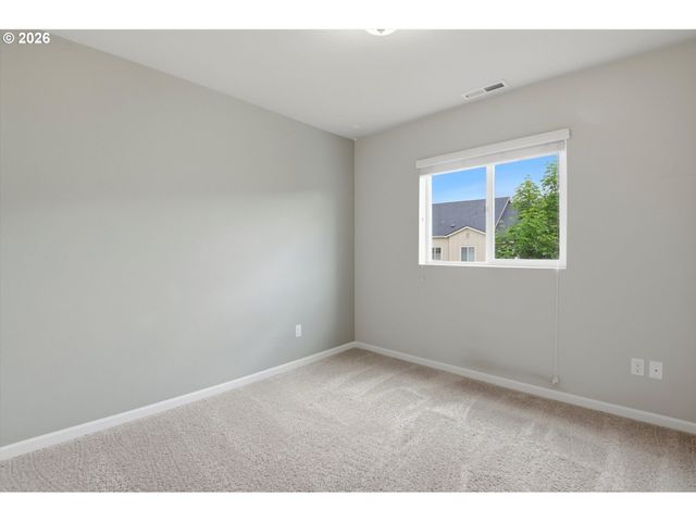 21797 Sw BERKSHIRE Ter, Sherwood, OR 97140