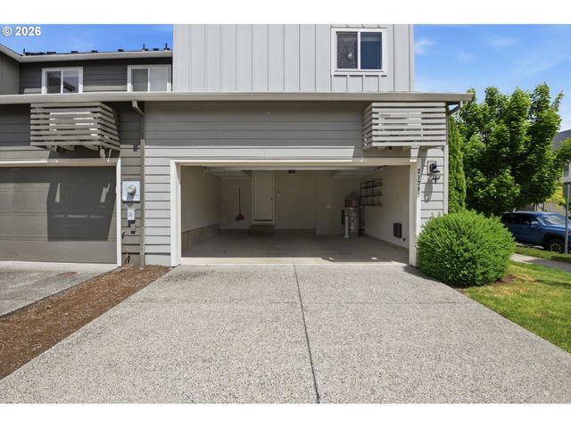 21797 Sw BERKSHIRE Ter, Sherwood, OR 97140