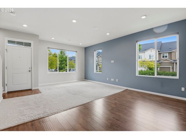 21797 Sw BERKSHIRE Ter, Sherwood, OR 97140