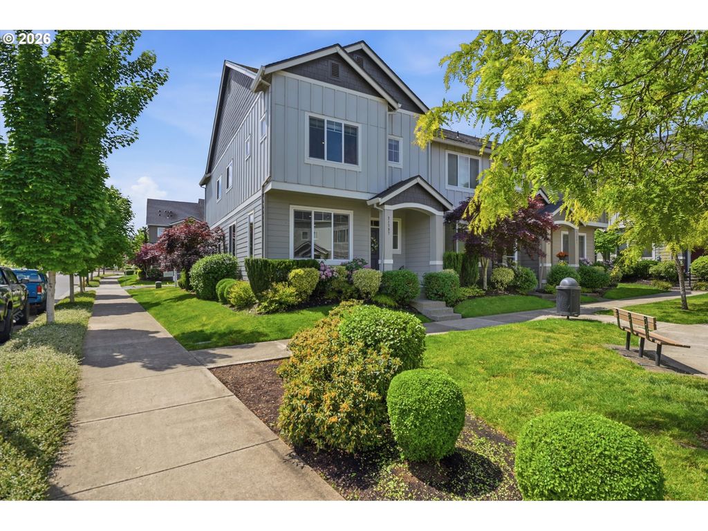 21797 Sw BERKSHIRE Ter, Sherwood, OR 97140