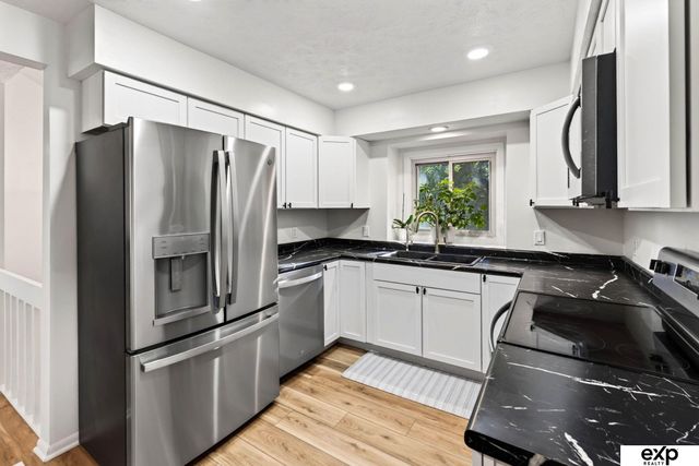8502 S 143rd Street, Omaha, NE 68138