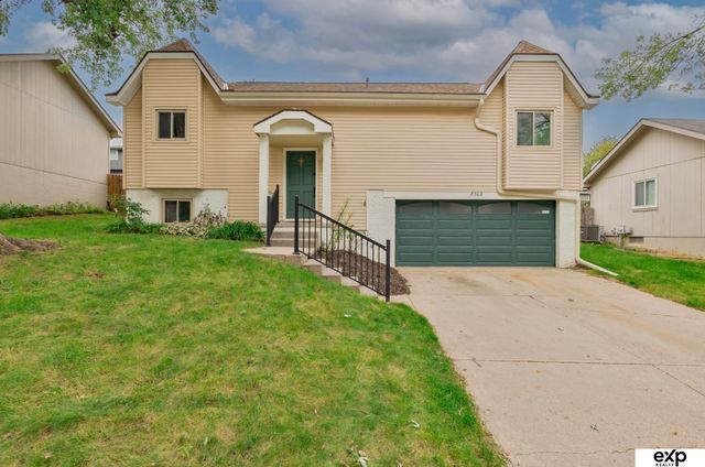8502 S 143rd Street, Omaha, NE 68138