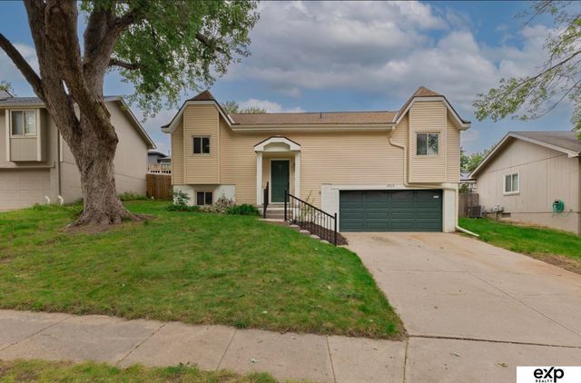 8502 S 143rd Street, Omaha, NE 68138