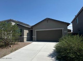 975 W Calle Monte Lindo, Sahuarita, AZ 85629