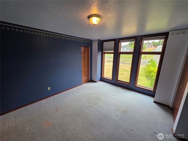 1133 Olympus Avenue, Port Angeles, WA 98362