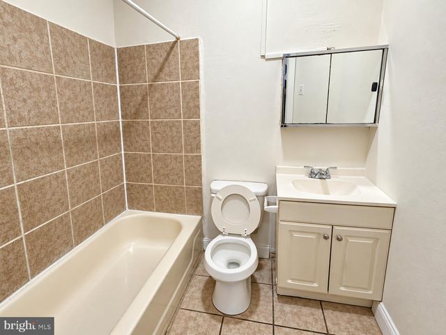 5306 WEBSTER ST, Philadelphia, PA 19143