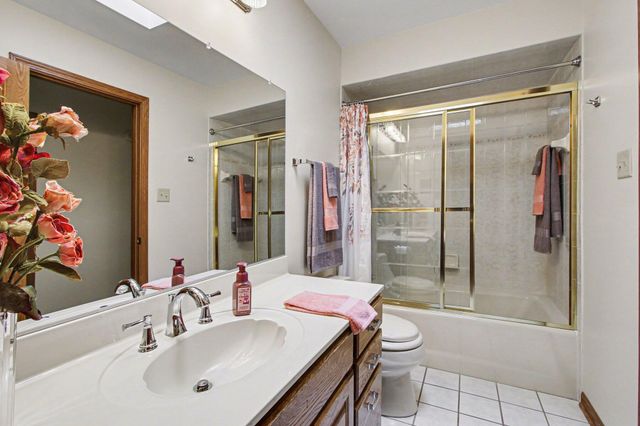 9241 Monix Drive, St. John, IN 46373