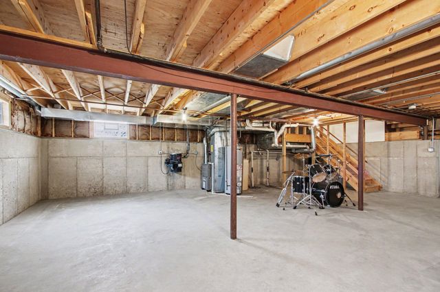 9241 Monix Drive, St. John, IN 46373