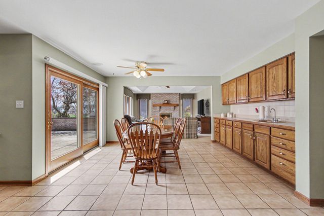 9241 Monix Drive, St. John, IN 46373