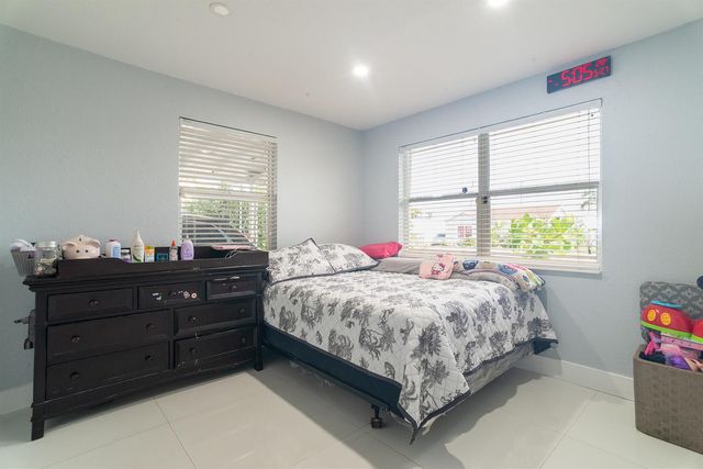 506 Worthmore Drive, Lake Worth Beach, FL 33460