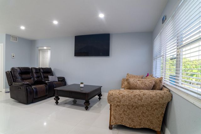 506 Worthmore Drive, Lake Worth Beach, FL 33460
