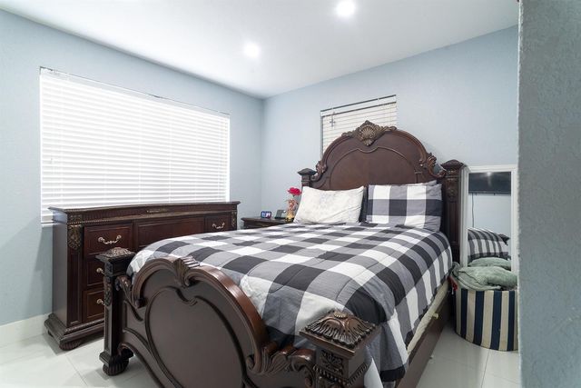 506 Worthmore Drive, Lake Worth Beach, FL 33460