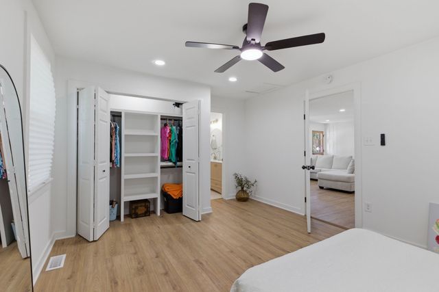 4011 Brookside Dr, Columbia, TN 38401