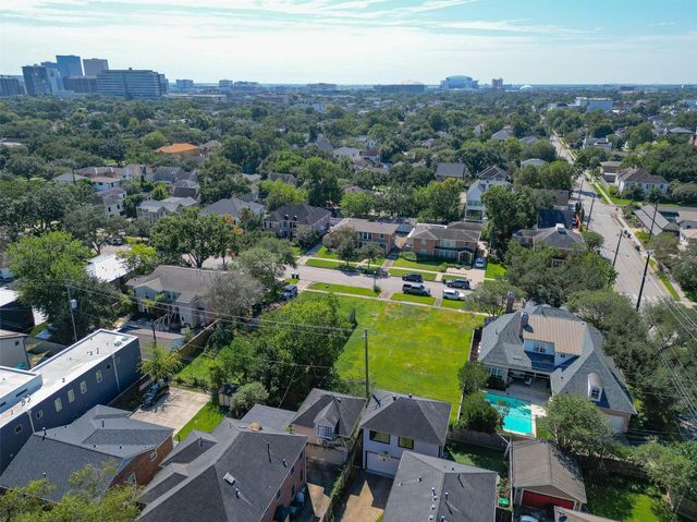 2332 Swift Boulevard, Houston, TX 77030
