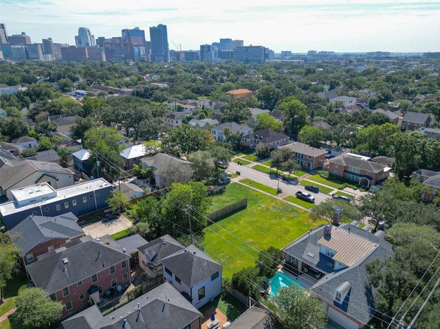 2332 Swift Boulevard, Houston, TX 77030