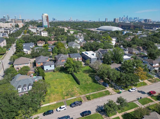 2332 Swift Boulevard, Houston, TX 77030