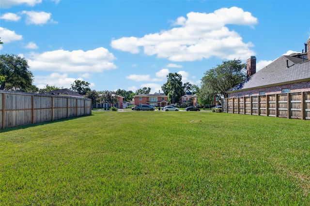 2332 Swift Boulevard, Houston, TX 77030