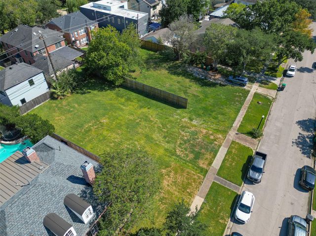 2332 Swift Boulevard, Houston, TX 77030