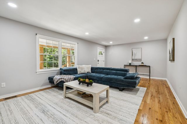 6838 Old Clarksville Pike, Joelton, TN 37080