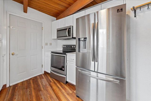 1438 DUPONT LANE, Fairbanks, AK 99709