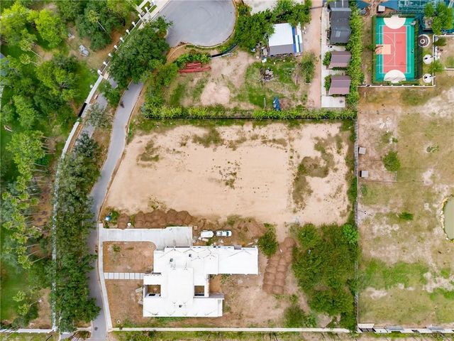 3010 Neuhaus Drive, Mcallen, TX 78503
