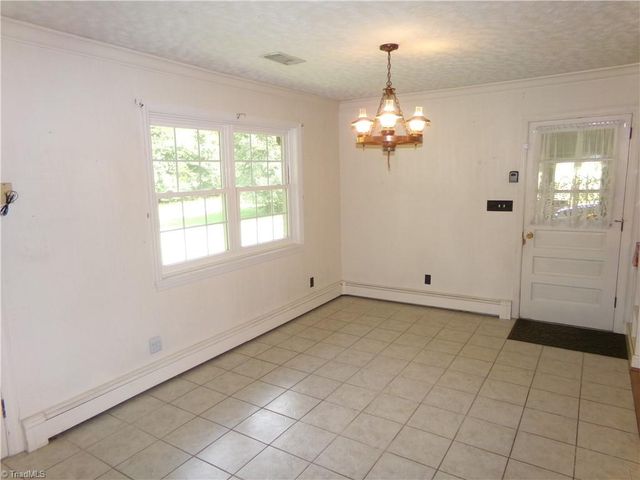 362 Happy Hollow Court, Lexington, NC 27295