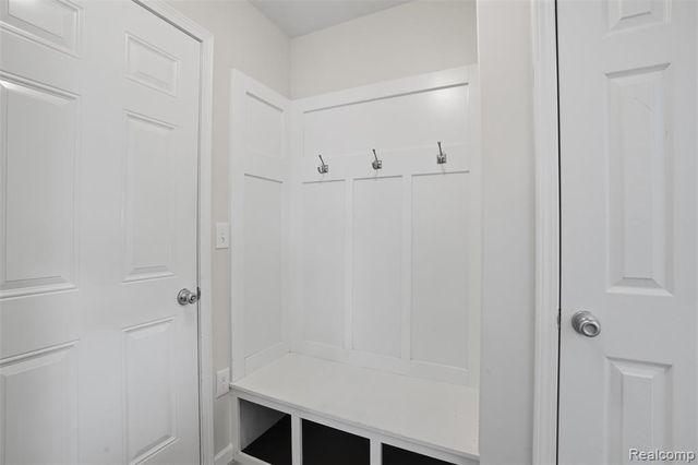 657 Autumn Valley Drive, Ortonville, MI 48462