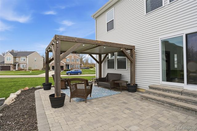 657 Autumn Valley Drive, Ortonville, MI 48462