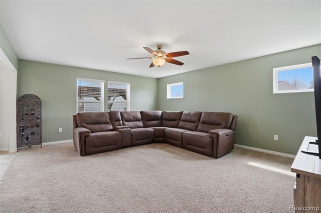 657 Autumn Valley Drive, Ortonville, MI 48462