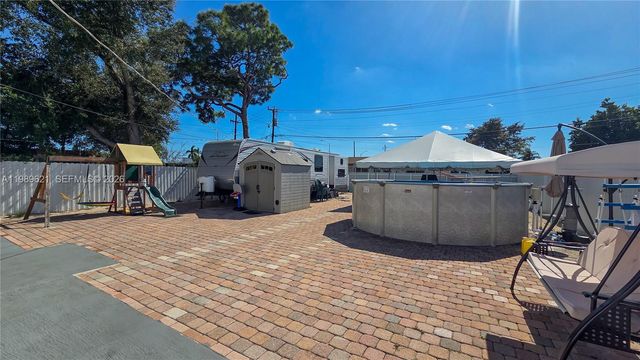 1236 Rutland St, Opa-locka, FL 33054