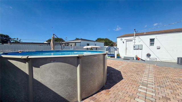 1236 Rutland St, Opa-locka, FL 33054