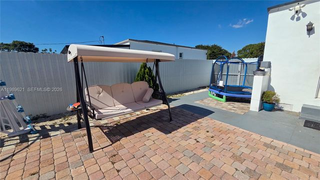 1236 Rutland St, Opa-locka, FL 33054