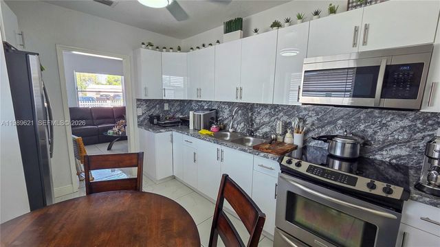 1236 Rutland St, Opa-locka, FL 33054