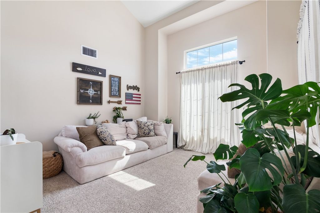 33611 Delphinium Lane, Murrieta, CA 92563 — photo 4