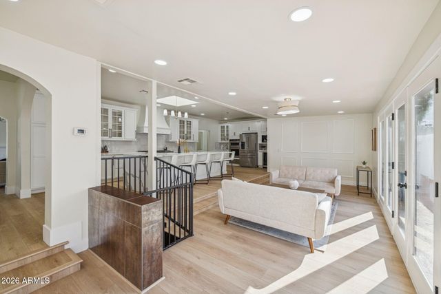 901 W CULVER Street, Phoenix, AZ 85007