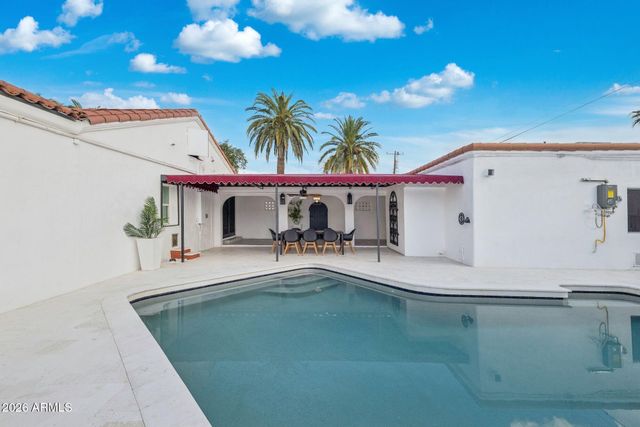 901 W CULVER Street, Phoenix, AZ 85007