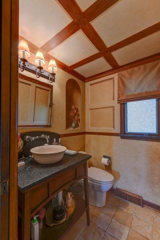 336 Friar Tuck Drive, Schererville, IN 46375