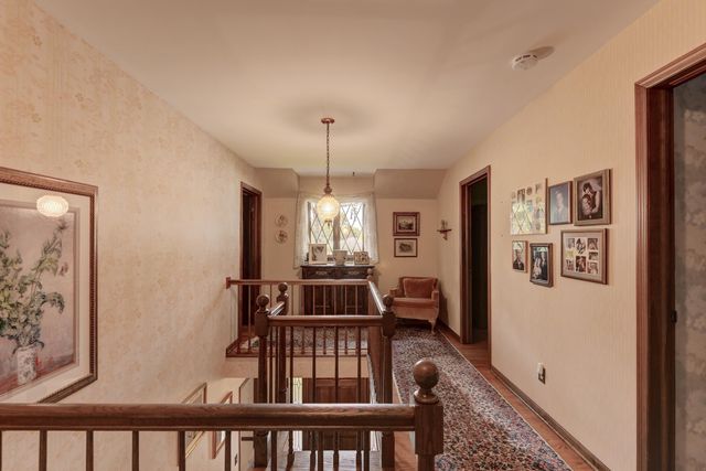 336 Friar Tuck Drive, Schererville, IN 46375