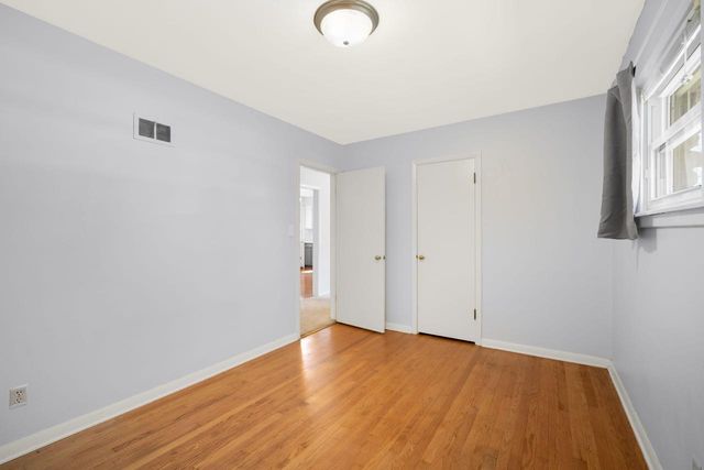 N69W21023 Pleasant STREET, Menomonee Falls, WI 53051
