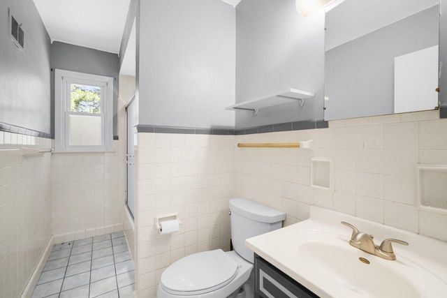 N69W21023 Pleasant STREET, Menomonee Falls, WI 53051