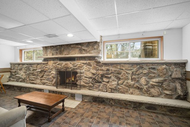 N69W21023 Pleasant STREET, Menomonee Falls, WI 53051