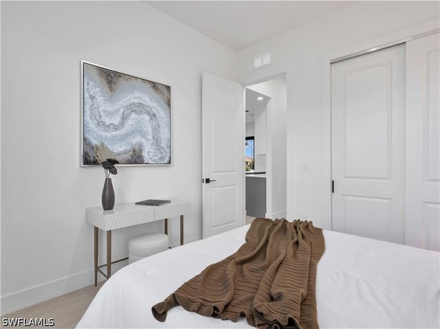 1721 NW 2nd ST, Cape Coral, FL 33993