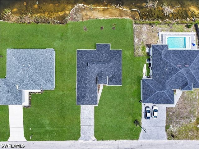 1721 NW 2nd ST, Cape Coral, FL 33993