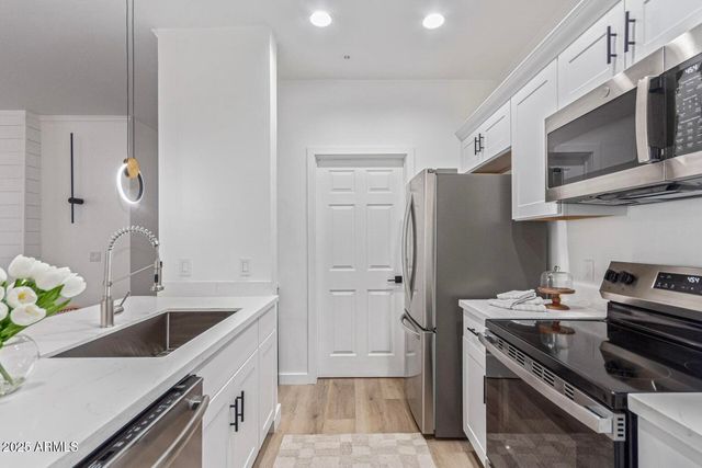 5401 E VAN BUREN Street 1088, Phoenix, AZ 85008