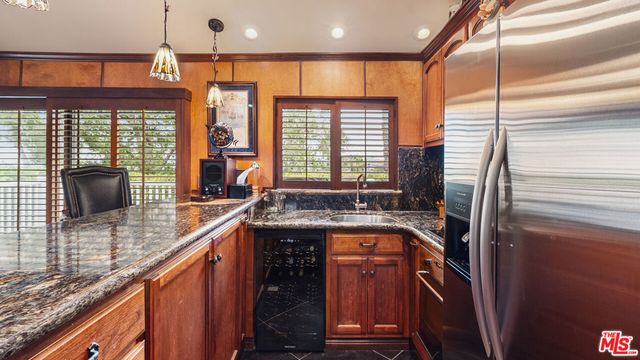 1910 Las Flores Drive, Glendale, CA 91207