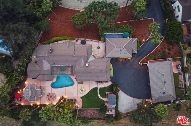 1910 Las Flores Drive, Glendale, CA 91207