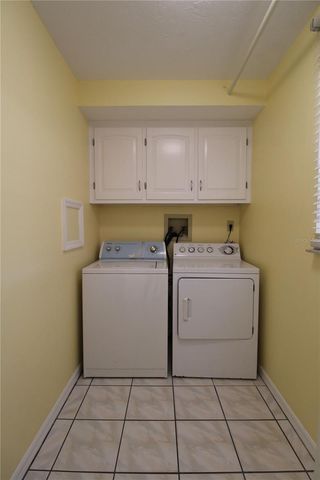 2516 E MILMAR DRIVE, Sarasota, FL 34237