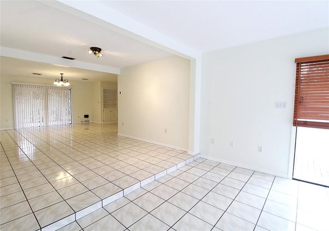 2516 E MILMAR DRIVE, Sarasota, FL 34237