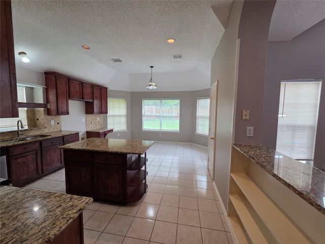 1344 Wentworth Drive, Lewisville, TX 75067