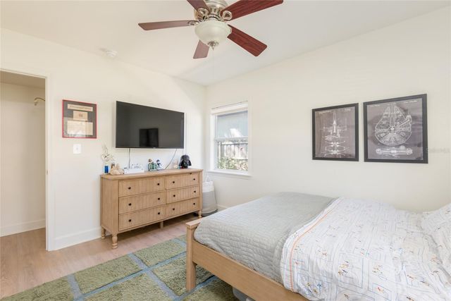 4704 W EL PRADO BOULEVARD, Tampa, FL 33629